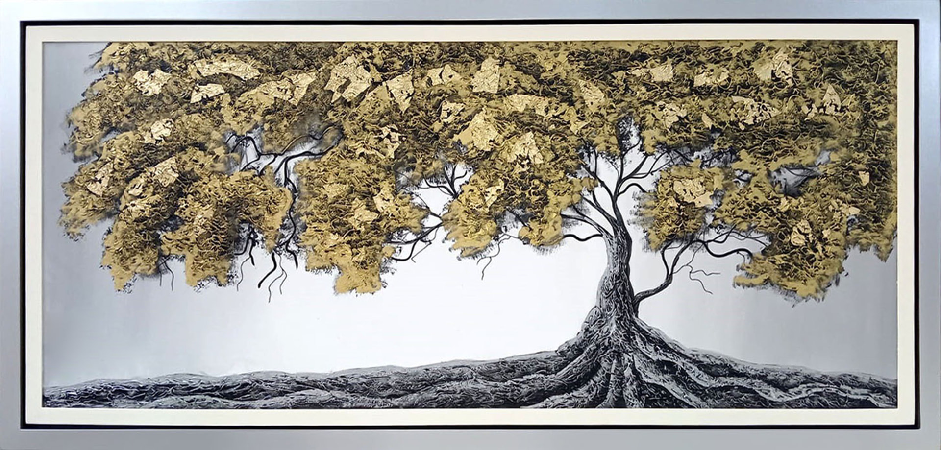 Árbol de raíces doradas — vista detalle de la pintura al óleo